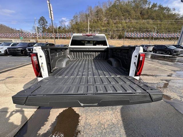 2025 GMC Sierra 2500 HD Crew Cab Standard Box 4-Wheel Drive Denali