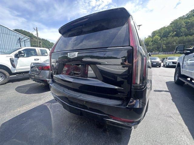 2022 Cadillac Escalade 4WD Sport
