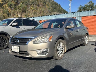 2015 Nissan Altima 4dr Sdn I4 2.5 S