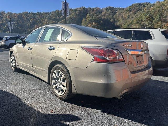 2015 Nissan Altima 4dr Sdn I4 2.5 S