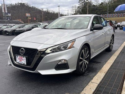2020 Nissan Altima 2.5 SR Sedan
