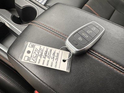 2020 Nissan Altima 2.5 SR Sedan