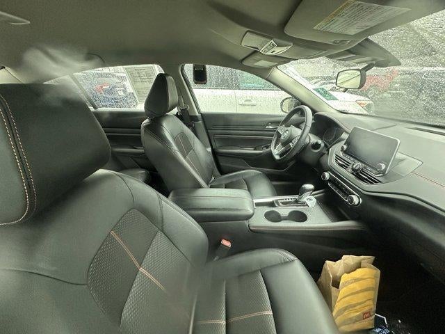 2020 Nissan Altima 2.5 SR Sedan