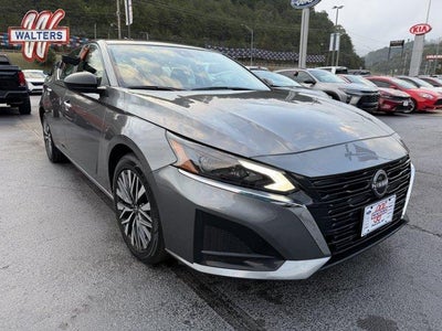 2024 Nissan Altima 2.5 SV Sedan