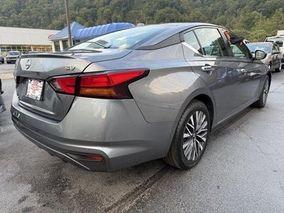 2024 Nissan Altima 2.5 SV Sedan