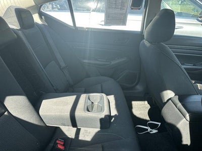 2024 Nissan Altima 2.5 SV Sedan