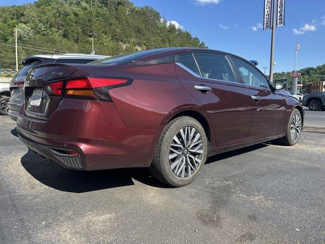 2024 Nissan Altima 2.5 SV Sedan