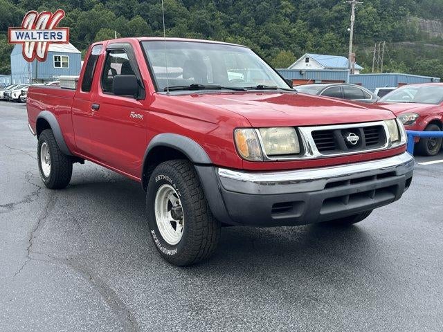 2000 Nissan Frontier 4WD XE