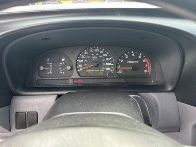 2000 Nissan Frontier 4WD XE
