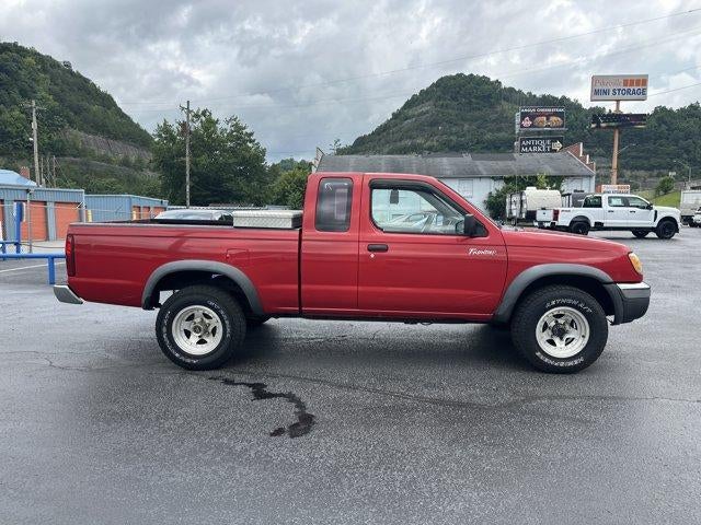 2000 Nissan Frontier 4WD XE