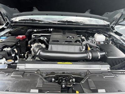 2024 Nissan Frontier Crew Cab 4x4 PRO-4X