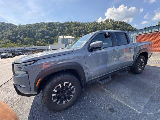 2024 Nissan Frontier Crew Cab 4x4 PRO-4X