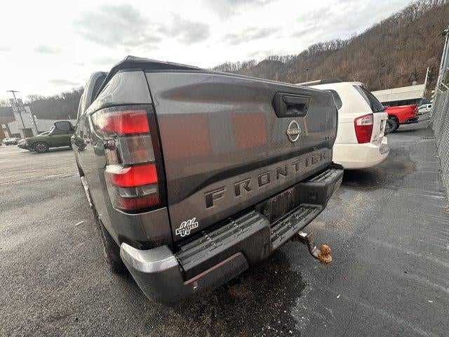 2022 Nissan Frontier Crew Cab 4x4 SV Auto