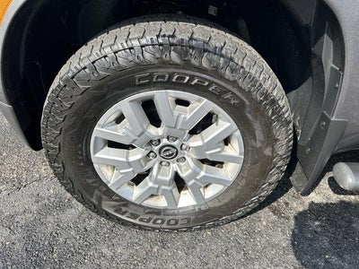 2022 Nissan Frontier Crew Cab 4x4 SV Auto