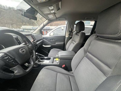 2022 Nissan Frontier Crew Cab 4x4 SV Auto