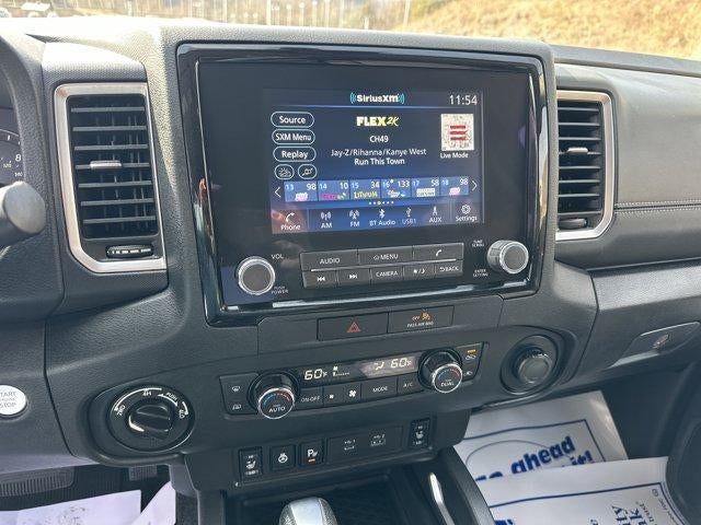 2022 Nissan Frontier Crew Cab 4x4 SV Auto