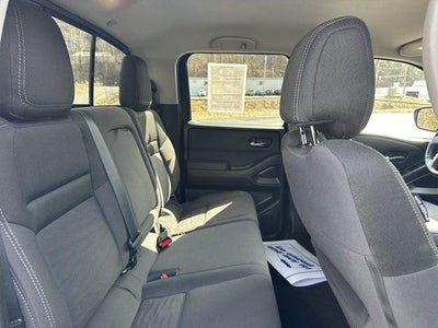 2022 Nissan Frontier Crew Cab 4x4 SV Auto