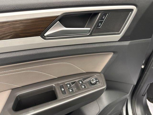 2022 Volkswagen Atlas 3.6L V6 SE w/Technology 4MOTION