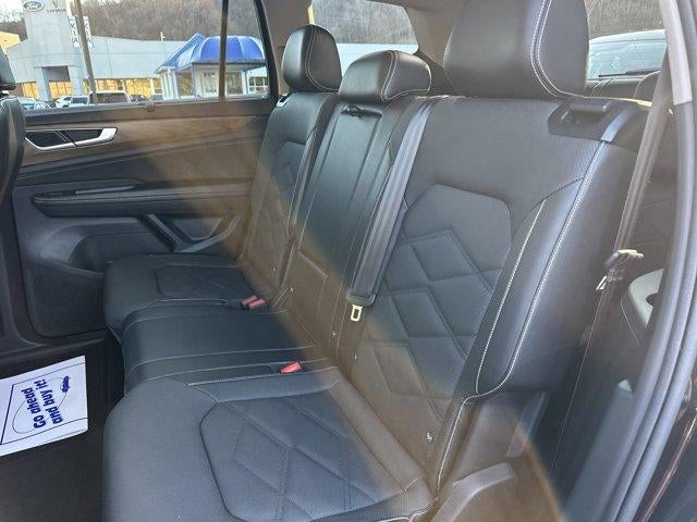 2024 Volkswagen Atlas 2.0T SE w/Technology 4MOTION