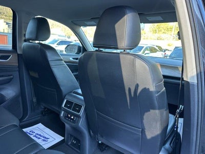 2024 Volkswagen Atlas 2.0T SE w/Technology 4MOTION