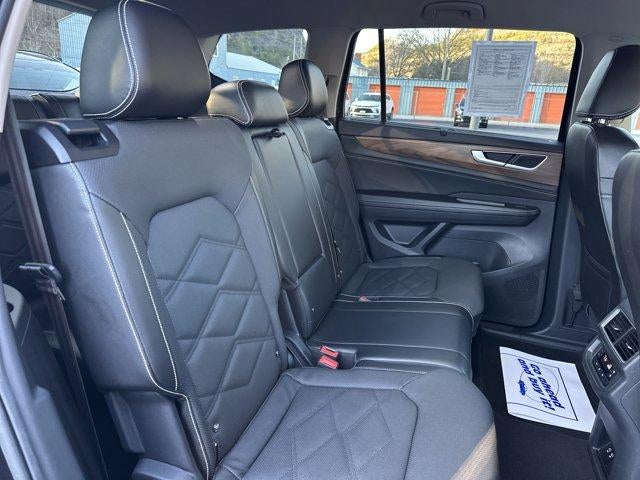 2024 Volkswagen Atlas 2.0T SE w/Technology 4MOTION