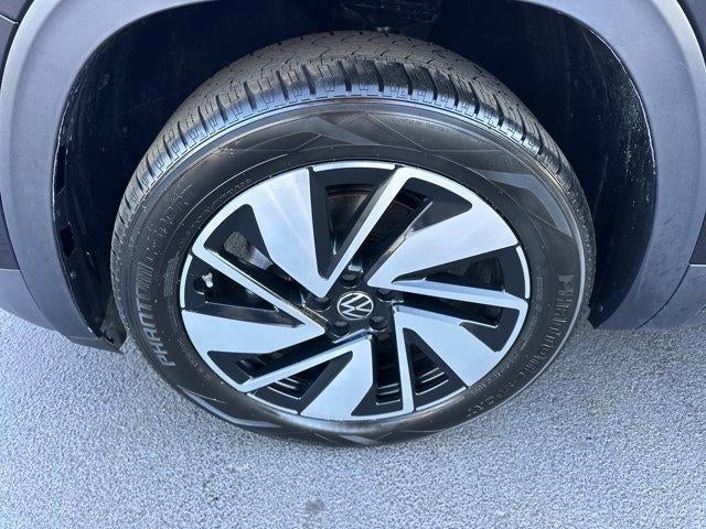 2024 Volkswagen Atlas 2.0T SE w/Technology 4MOTION