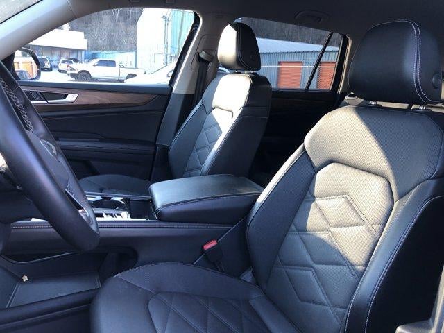 2024 Volkswagen Atlas 2.0T SE w/Technology 4MOTION