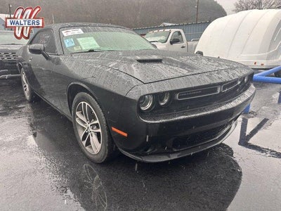 2019 Dodge Challenger SXT AWD