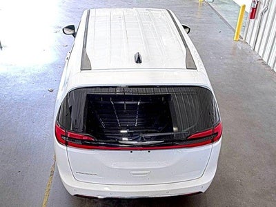 2023 Chrysler Pacifica Touring L FWD