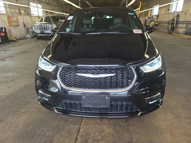 2025 Chrysler Pacifica Select FWD