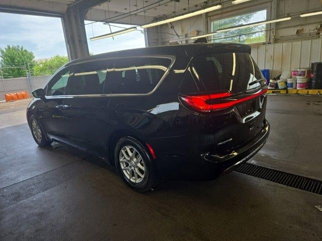 2025 Chrysler Pacifica Select FWD