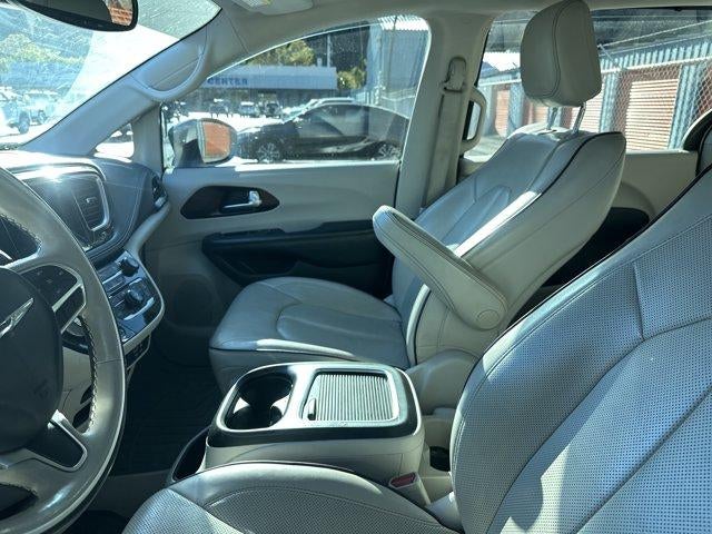 2020 Chrysler Pacifica Limited FWD