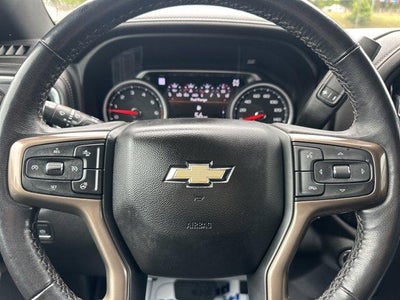 2022 Chevrolet Silverado 2500 HD Crew Cab Standard Box 4-Wheel Drive High Country