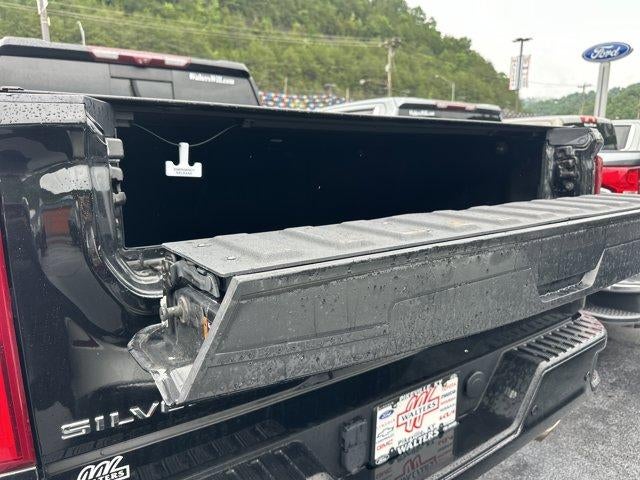 2022 Chevrolet Silverado 2500 HD Crew Cab Standard Box 4-Wheel Drive High Country