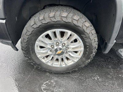 2022 Chevrolet Silverado 2500 HD Crew Cab Standard Box 4-Wheel Drive High Country