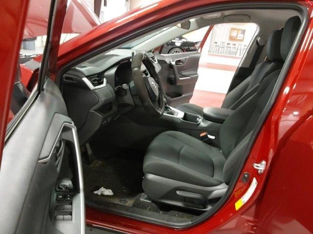 2025 Toyota RAV4 LE AWD (Natl)