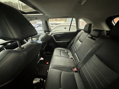 2019 Toyota RAV4 Limited AWD (Natl)