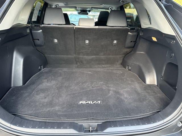 2019 Toyota RAV4 XLE AWD (Natl)