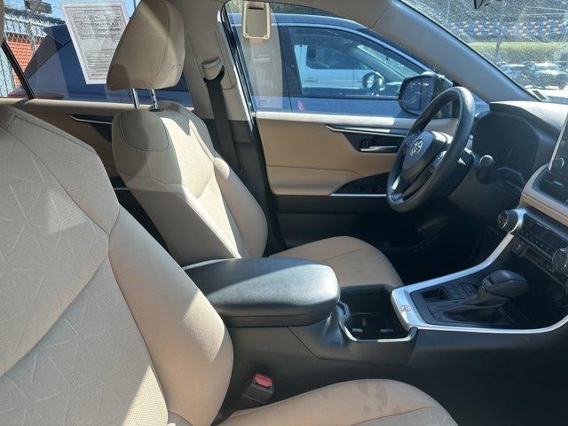 2025 Toyota RAV4 XLE AWD (Natl)