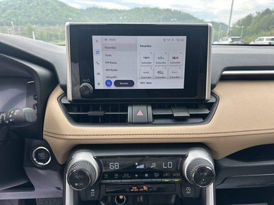 2025 Toyota RAV4 XLE AWD (Natl)