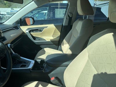 2025 Toyota RAV4 XLE AWD (Natl)