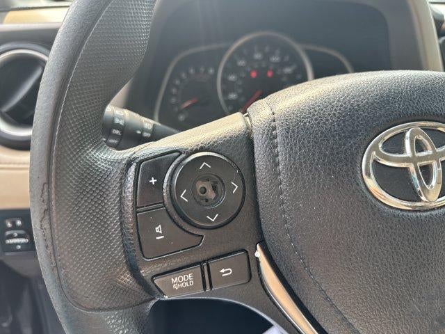 2013 Toyota RAV4 AWD 4dr XLE (Natl)