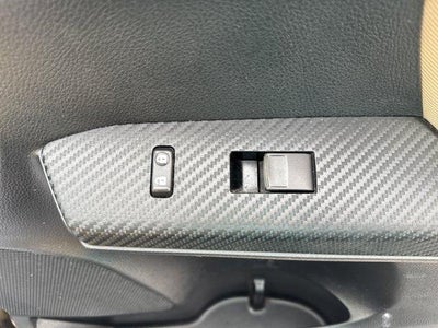 2013 Toyota RAV4 AWD 4dr XLE (Natl)