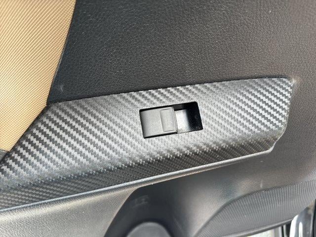 2013 Toyota RAV4 AWD 4dr XLE (Natl)