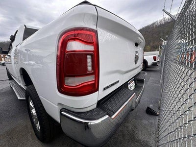 2020 RAM 2500 Big Horn 4x4 Crew Cab 6'4" Box