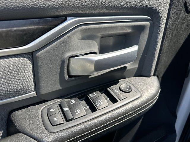 2020 RAM 2500 Big Horn 4x4 Crew Cab 6'4" Box