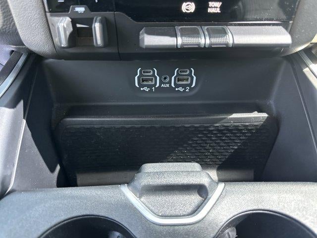 2020 RAM 2500 Big Horn 4x4 Crew Cab 6'4" Box