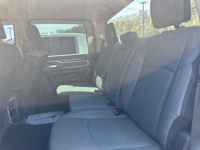 2020 RAM 2500 Big Horn 4x4 Crew Cab 6'4" Box