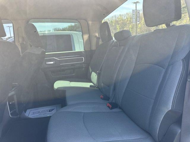 2020 RAM 2500 Big Horn 4x4 Crew Cab 6'4" Box