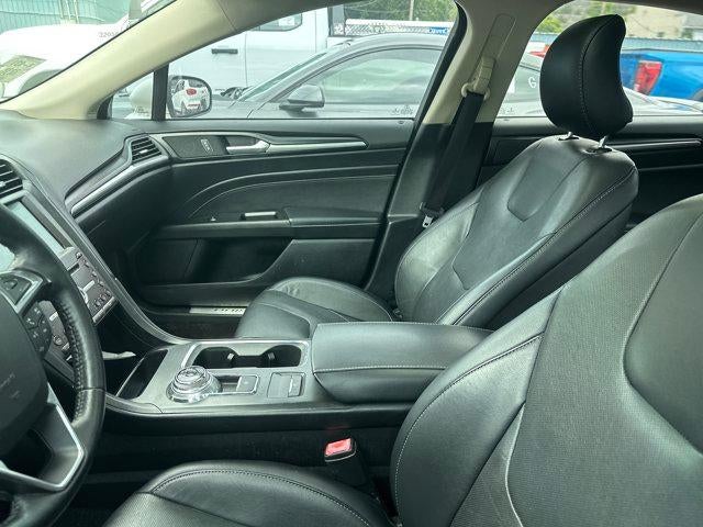 2019 Ford Fusion Titanium FWD